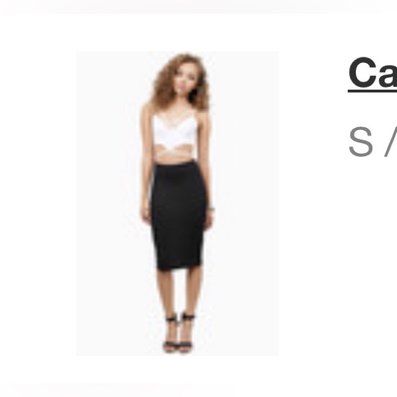 Tobi Caelynn Strappy Crop Top - Picture 5 of 6